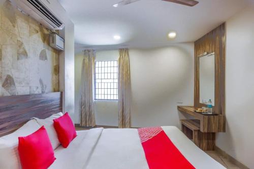 Serenity Inn – Chennai, IL
