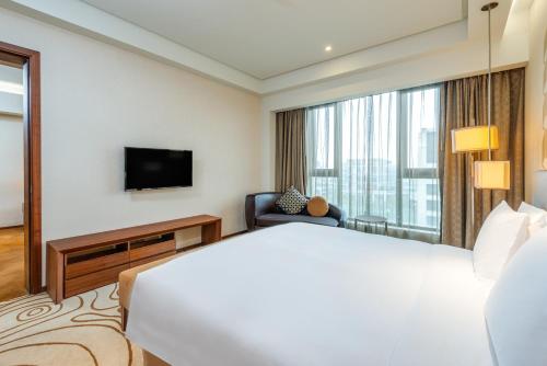 Holiday Inn Shanghai Hongqiao by IHG - near by Hongqiao Airport & NECC, Shanghai (photo 8)