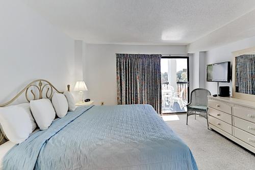 205SMARK condo - image 8