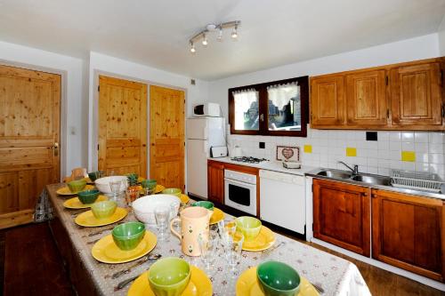 Facilities, Appartement moderne aux Menuires - 90 m² - Vue montagne near Les petites miettes