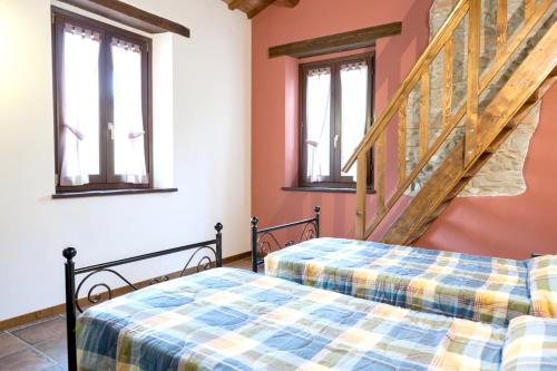 3 bedrooms apartement with shared pool and wifi at Castelbellino