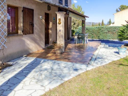 Villa de 3 chambres avec piscine privee jardin clos et wifi a Saint Raphael a 6 km de la plage