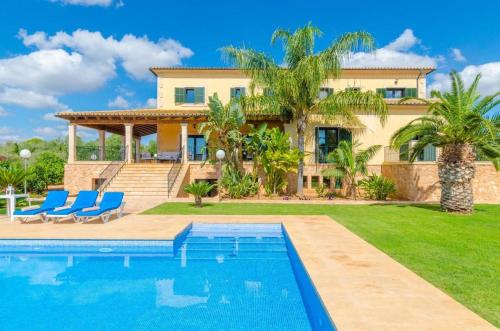 Villa with 4 bedrooms in Colonia de Sant Jordi with wonderful sea view private pool furnished terrace 8 km from the beach - image 4