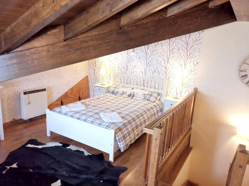 4 bedrooms house with enclosed garden and wifi at Bellver de Cerdanya