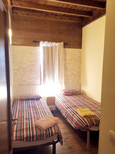House with 4 bedrooms in Bellver de Cerdanya with wonderful mountain view enclosed garden and WiFi - image 4