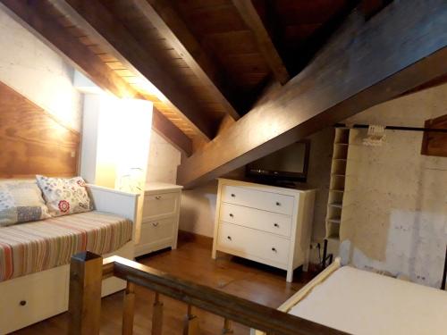 4 bedrooms house with enclosed garden and wifi at Bellver de Cerdanya