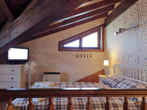 4 bedrooms house with enclosed garden and wifi at Bellver de Cerdanya