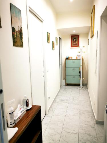 Apartment with one bedroom in Roma with terrace and WiFi - image 8