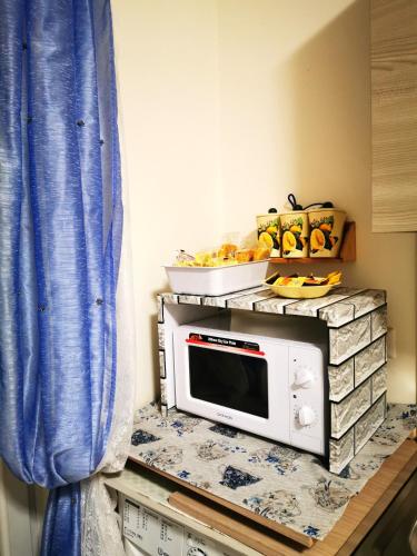 Apartment with one bedroom in Roma with terrace and WiFi - image 6