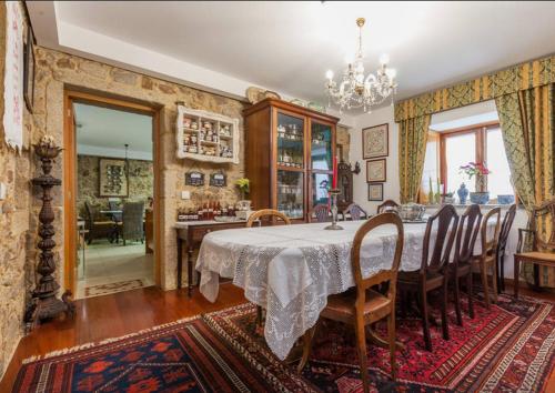 Luxurious House in Braga with Pool Luxurious House in Braga with Pool