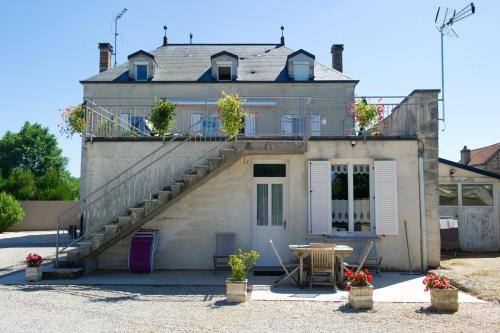Maison d'une chambre avec terrasse amenagee et wifi a Premeaux Prissey gîte à louer Gilly-lès-Cîteaux