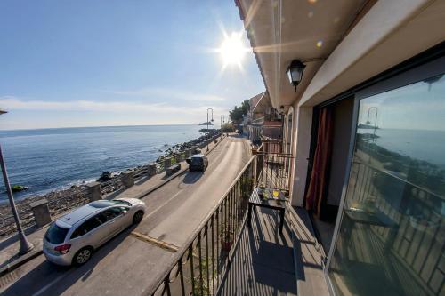 2 bedrooms appartement at Capo Mulini 10 m away from the beach with sea view balcony and wifi