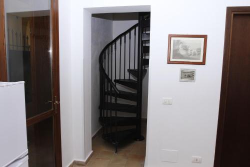 Apartment with 2 bedrooms in Paceco with shared pool furnished terrace and WiFi 3 km from the beach - image 7
