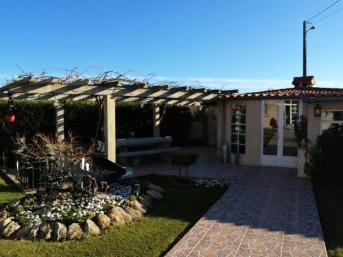  4 bedrooms appartement with enclosed garden and wifi at Tomino in Tomiño