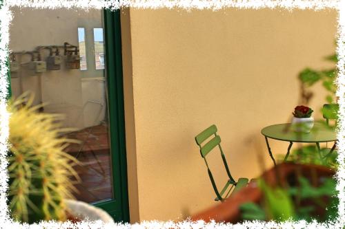  Comfy house in Crotone, fenced garden in Crotone