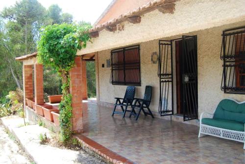 . 3 bedrooms house with enclosed garden and wifi at Santa Margherita di Belice