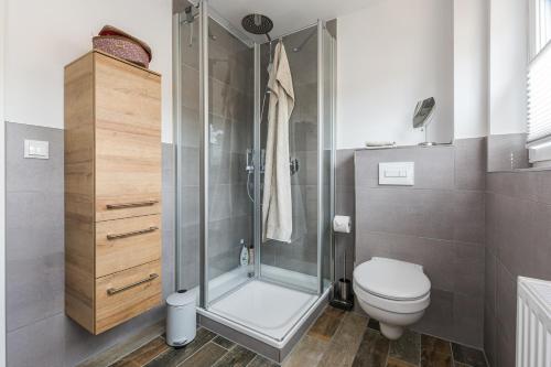 5 Sterne- Ferienhaus - Naturpark - See - Sauna - Kamin - Garten