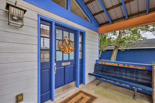 Downtown Ocean Springs Duplex w/ A/C 1 Mi to Beach in 密西西比州海洋溫泉 (MS)