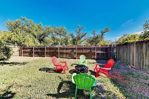 Updated Home with Firepit - Walk to Fulton Beach home - main image
