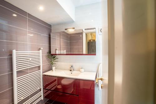 Villa Natura prive swimming pool - image 11