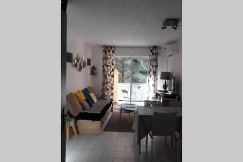 Appartement T2 dans residence avec piscine et tennis