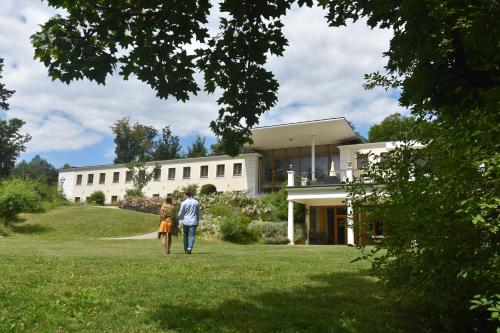 Schlosspark Mauerbach - Adults only - image 11