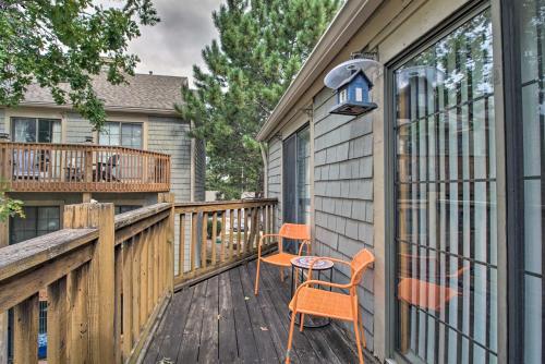 Shawnee Condo Less Than 10 Mi to Downtown Kansas City! in ชอว์นี