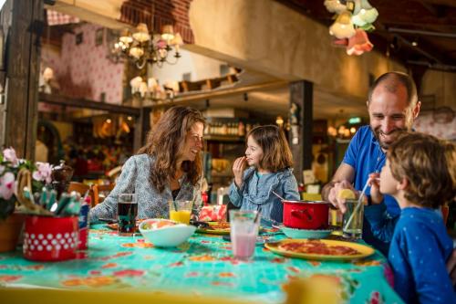 Hotel Eemhof by Center Parcs - image 6