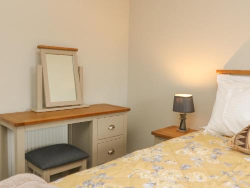 Armstrong Cottage - image 3