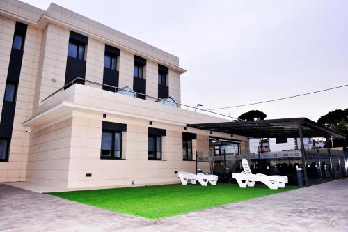 6 Bis HOTEL Hotel de charme Castelldefels