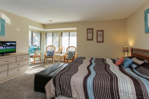 149 Beachwalk 1 BR Shipyard condo - image 8