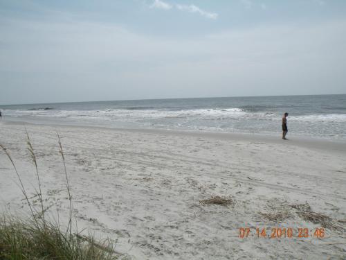 105 Beckenham 2 BR Port Royal Beach