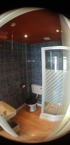 Glen Villa Flat 2 6 Berth Flat G - image 2
