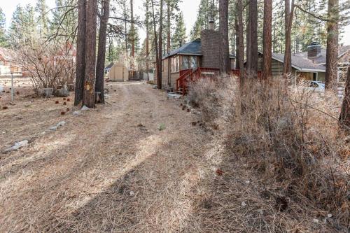 Black Diamonds View - 1917 by Big Bear Vacations