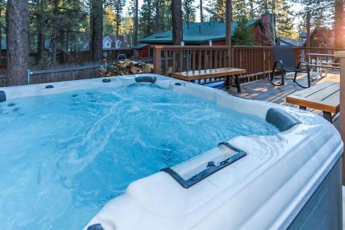 Winter Pines Cabin - 1898 by Big Bear Vacations - main image