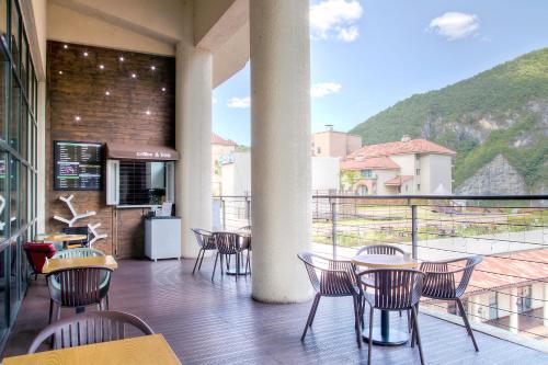 레스토랑, 탑스텐 리조트 동강 시스타 (Tops 10 Resort Donggang Cistar) in 영월