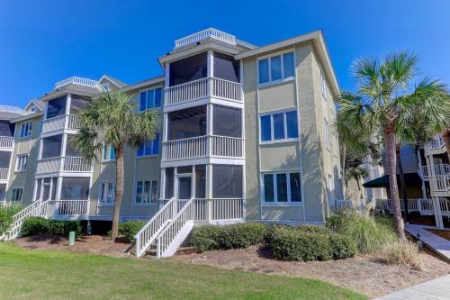 204E Port O Call - image 8