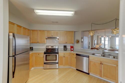 411 Summerhouse Villa - image 3