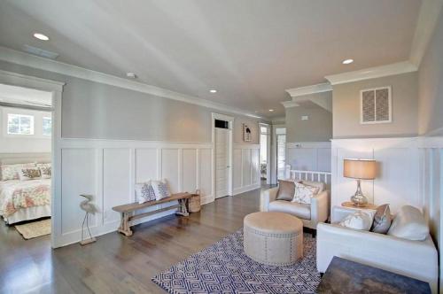 2301 Palm Boulevard - image 2