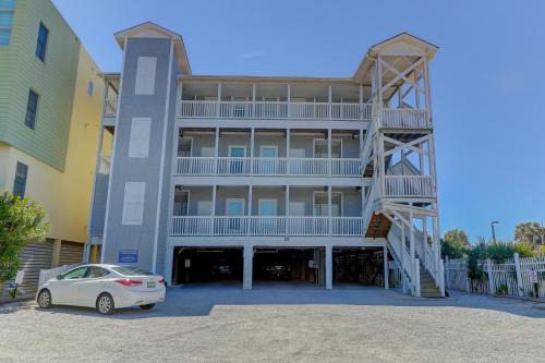 Seaside Villa 102 on Folly Beach - image 5