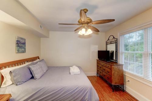 Southern Charm - image 9