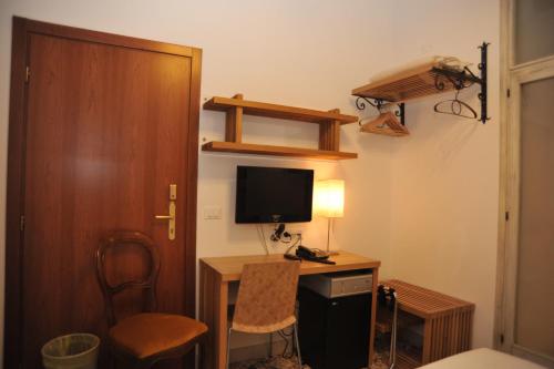 3C B&B - image 4