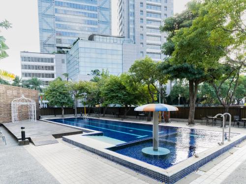游泳池, 台中福華大飯店 (Howard Prince Hotel Taichung) in 台中市