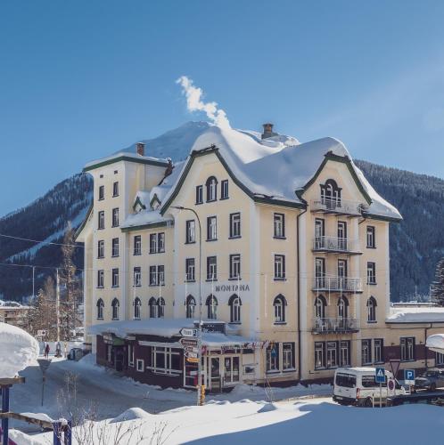 Inngang, Hotel Montana by Mountain Hotels in Davos