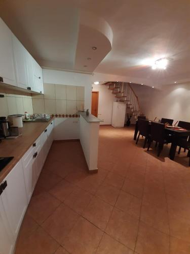 . DelftTina-Poiana Brașov apartament pe doua nivele