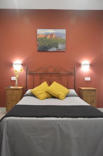 Hostal Aresol - image 11