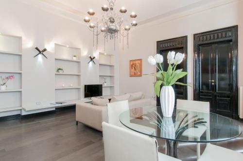Milan Royal Suites - Centro Cadorna - image 11
