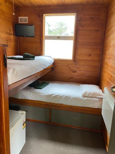 bunk bed shared bathroom
