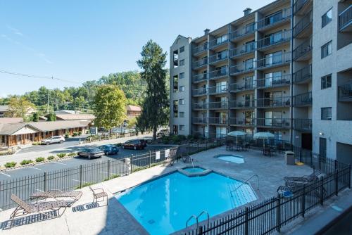 1BR Downtown Gatlinburg Condo - main image