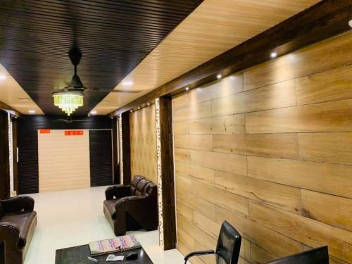 Hotel Neelkanth